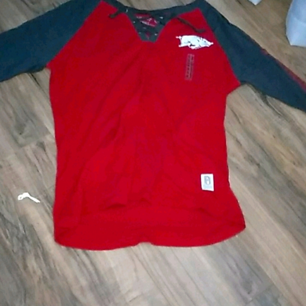 Razorback quarter length sleeve shirt girls 10-13